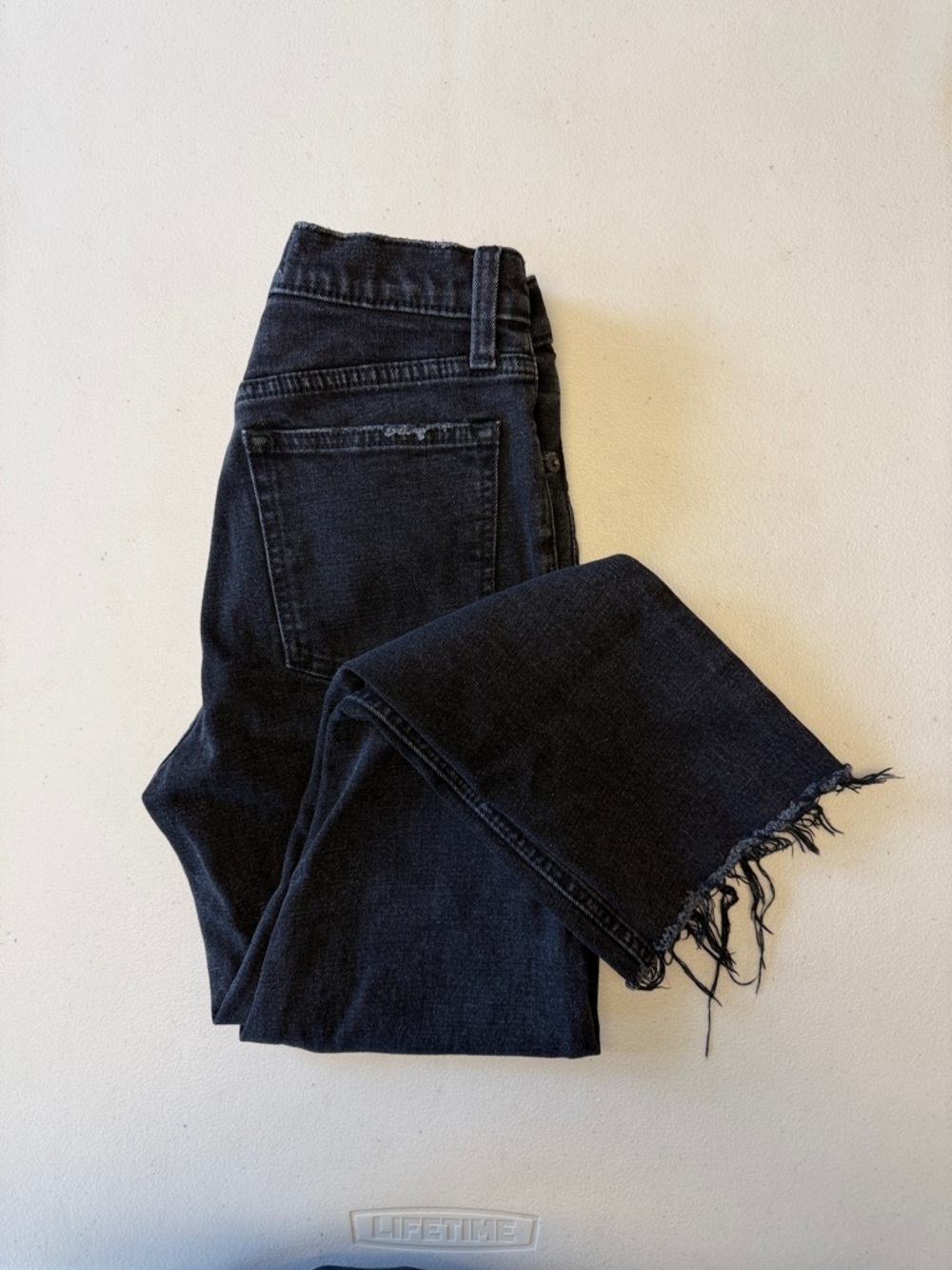 Like New Abercrombie & Fitch The Skinny High Rise Distressed Jeans